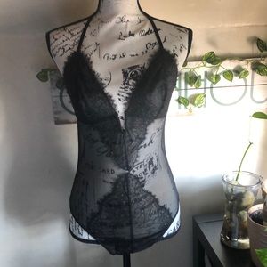 Victoria secret VERY SEXY
V-wire Teddy